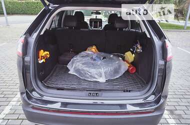 Внедорожник / Кроссовер Ford Edge 2015 в 