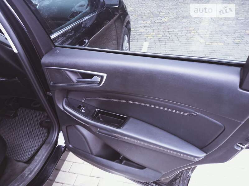 Позашляховик / Кросовер Ford Edge 2015 в Луцьку