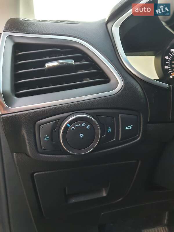 Внедорожник / Кроссовер Ford Edge 2015 в Львове