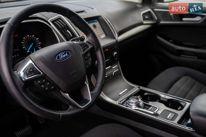 Внедорожник / Кроссовер Ford Edge 2019 в Ивано-Франковске