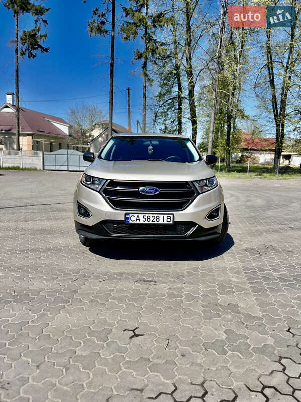 Позашляховик / Кросовер Ford Edge 2017 в Жашківу