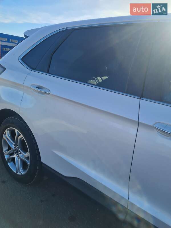 Внедорожник / Кроссовер Ford Edge 2017 в Василькове
