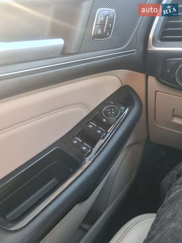 Внедорожник / Кроссовер Ford Edge 2017 в Василькове