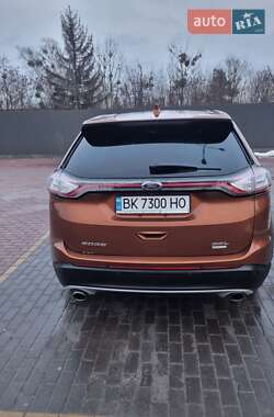 Внедорожник / Кроссовер Ford Edge 2017 в Сарнах