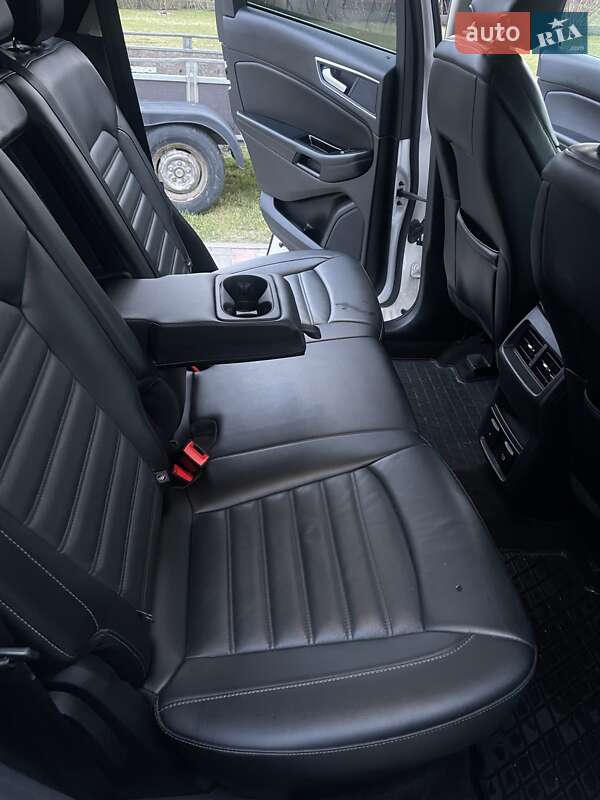 Внедорожник / Кроссовер Ford Edge 2017 в Ровно