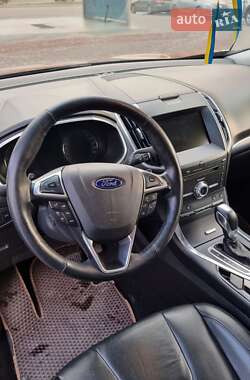 Внедорожник / Кроссовер Ford Edge 2017 в Киеве