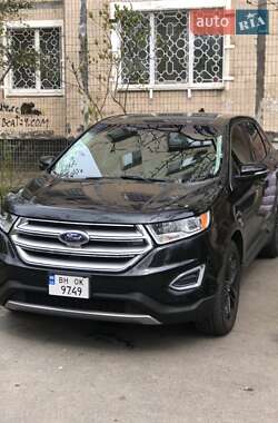 Внедорожник / Кроссовер Ford Edge 2015 в 