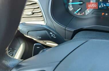 Внедорожник / Кроссовер Ford Edge 2017 в 