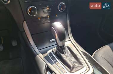 Внедорожник / Кроссовер Ford Edge 2015 в 