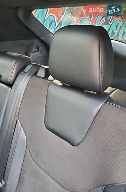 Внедорожник / Кроссовер Ford Edge 2015 в 