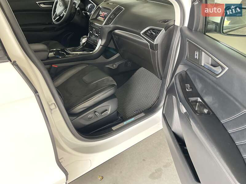 Позашляховик / Кросовер Ford Edge 2016 в Чорноморську