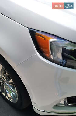 Позашляховик / Кросовер Ford Edge 2020 в 