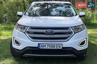 Внедорожник / Кроссовер Ford Edge 2017 в 