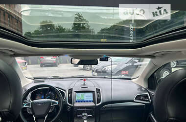 Внедорожник / Кроссовер Ford Edge 2016 в 