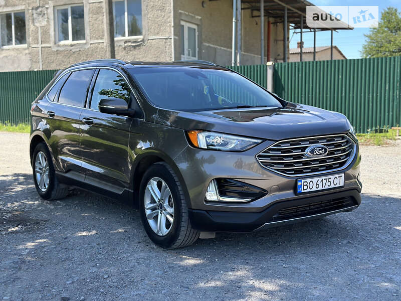 Позашляховик / Кросовер Ford Edge 2019 в Зборові