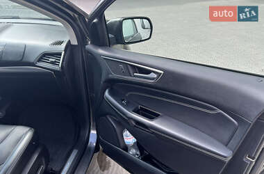 Внедорожник / Кроссовер Ford Edge 2018 в 