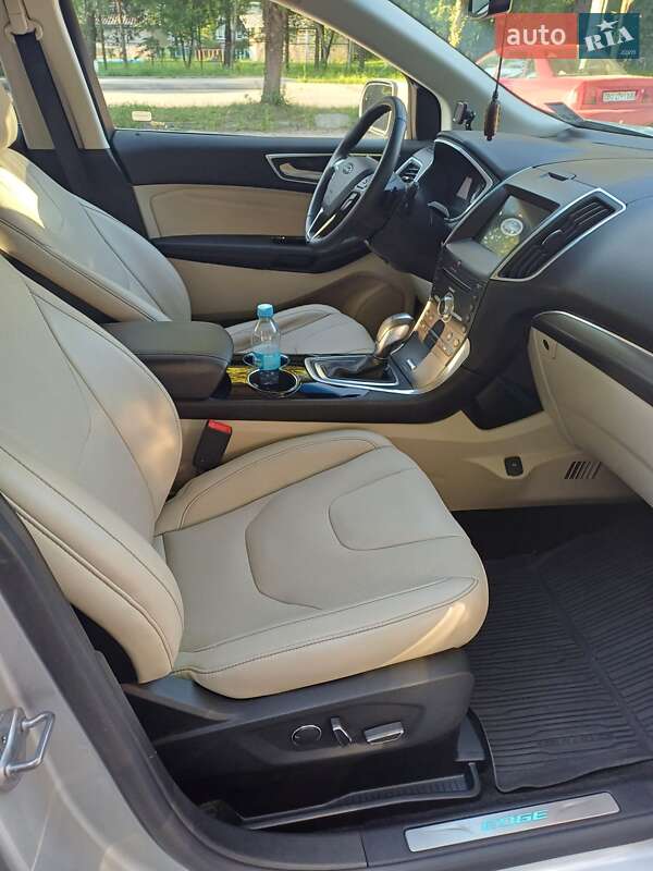 Позашляховик / Кросовер Ford Edge 2017 в Тернополі
