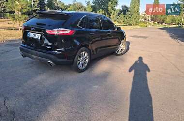 Внедорожник / Кроссовер Ford Edge 2019 в 