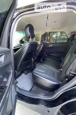 Ford Edge 2016