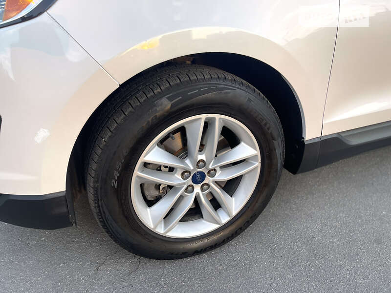 Позашляховик / Кросовер Ford Edge 2015 в Харкові