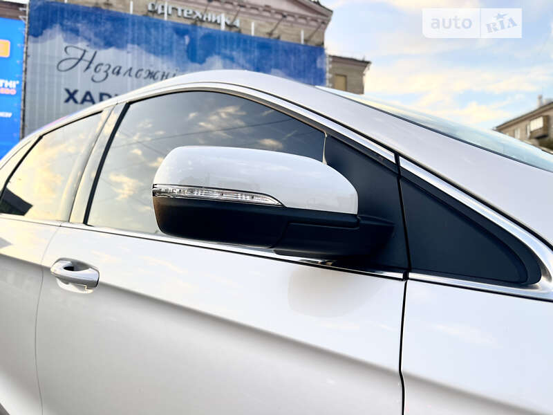 Позашляховик / Кросовер Ford Edge 2015 в Харкові