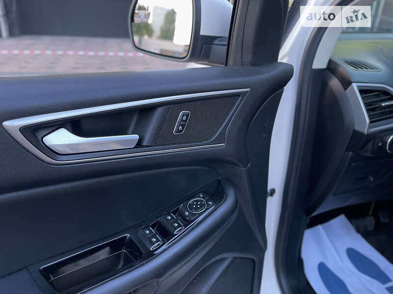 Позашляховик / Кросовер Ford Edge 2015 в Харкові