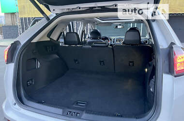 Внедорожник / Кроссовер Ford Edge 2015 в 