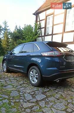 Внедорожник / Кроссовер Ford Edge 2016 в 
