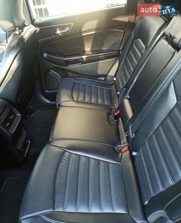 Внедорожник / Кроссовер Ford Edge 2016 в Львове