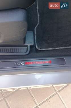 Внедорожник / Кроссовер Ford Edge 2021 в 