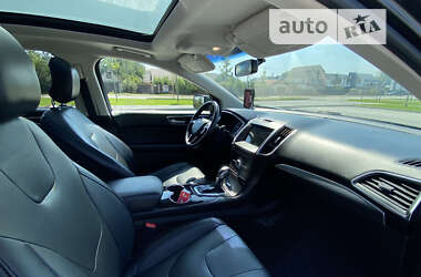 Позашляховик / Кросовер Ford Edge 2017 в 
