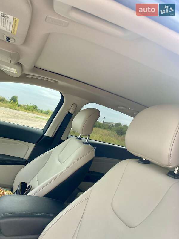 Внедорожник / Кроссовер Ford Edge 2018 в Подольске