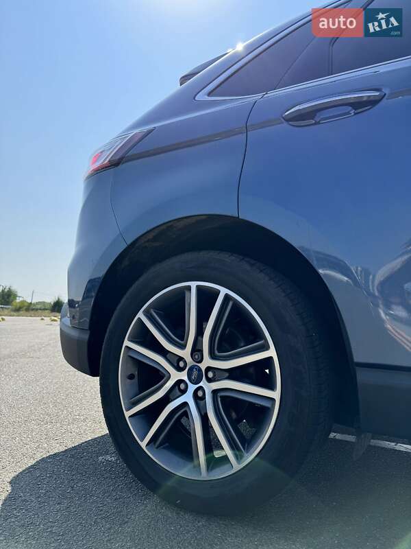 Позашляховик / Кросовер Ford Edge 2019 в Києві