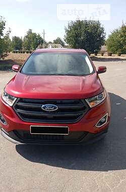 Позашляховик / Кросовер Ford Edge 2015 в Горішніх Плавнях