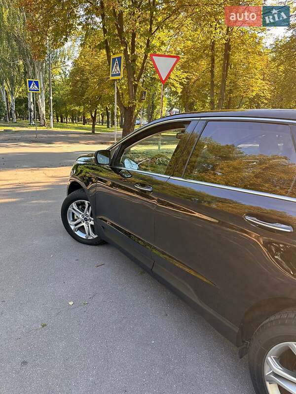 Позашляховик / Кросовер Ford Edge 2016 в Кривому Розі