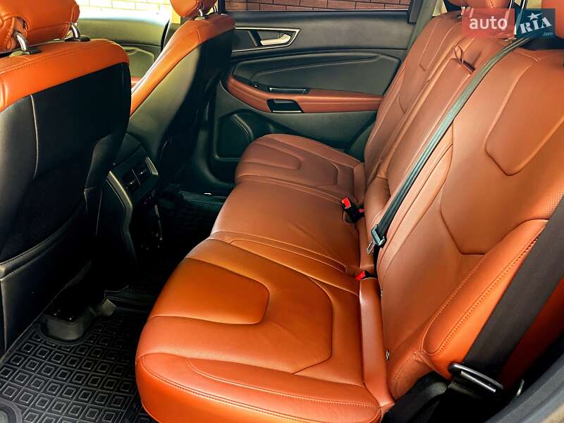 Внедорожник / Кроссовер Ford Edge 2016 в Хмельницком