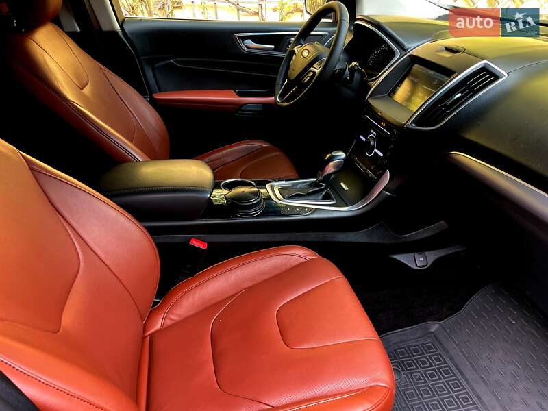 Внедорожник / Кроссовер Ford Edge 2016 в Хмельницком