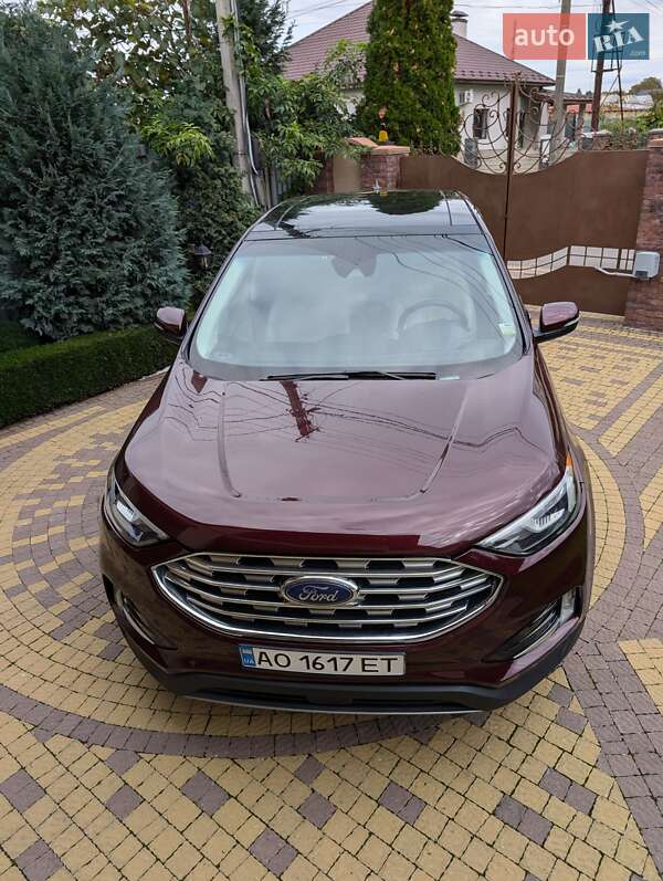 Внедорожник / Кроссовер Ford Edge 2019 в Ужгороде