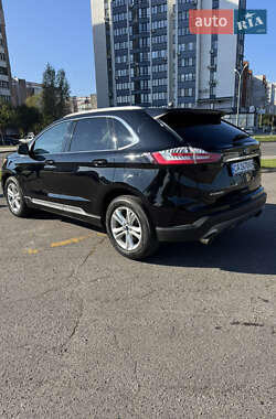 Внедорожник / Кроссовер Ford Edge 2019 в 