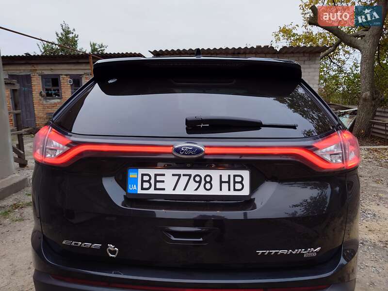 Внедорожник / Кроссовер Ford Edge 2015 в Казанке