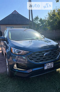 Позашляховик / Кросовер Ford Edge 2019 в Коростені