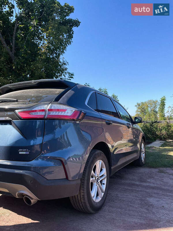 Внедорожник / Кроссовер Ford Edge 2019 в Коростене