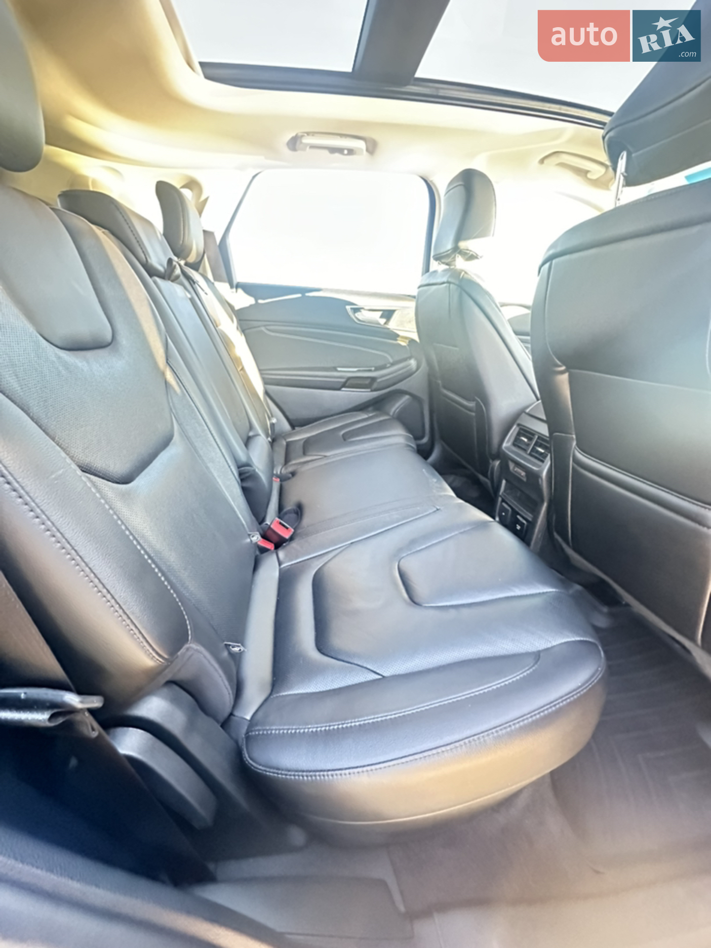 2019 Ford Edge - мініатюра 18