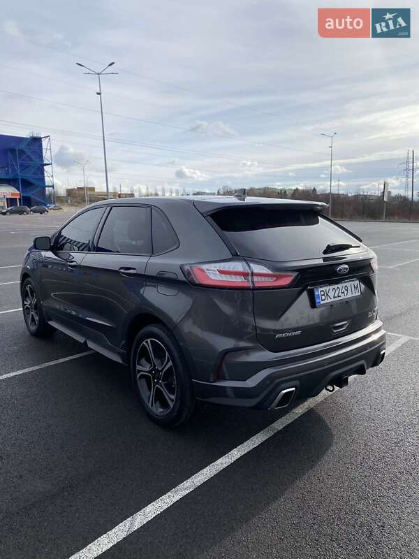 Внедорожник / Кроссовер Ford Edge 2019 в Кременце