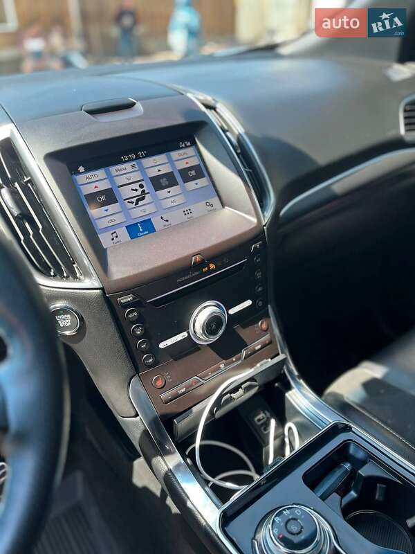 Внедорожник / Кроссовер Ford Edge 2019 в Кременце