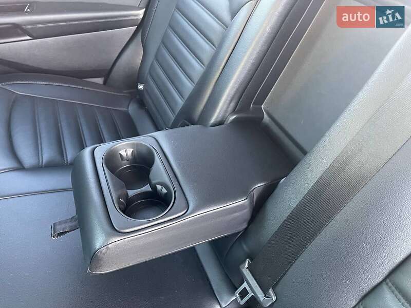 Позашляховик / Кросовер Ford Edge 2017 в Києві