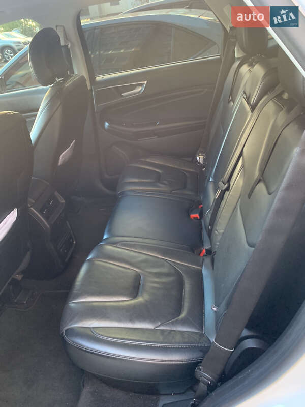 Позашляховик / Кросовер Ford Edge 2015 в Луцьку