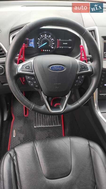 Внедорожник / Кроссовер Ford Edge 2015 в Горишних Плавнях
