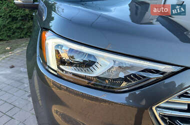Внедорожник / Кроссовер Ford Edge 2019 в 