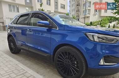 Внедорожник / Кроссовер Ford Edge 2020 в 